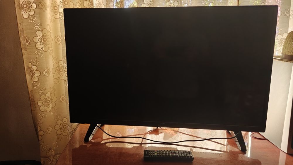 TV Akai LT-3227AD