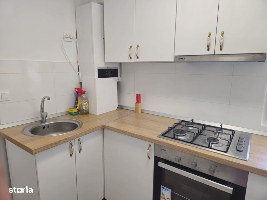Casa finisata la curte comuna, 56 mp, 2 camere - zona Centrala