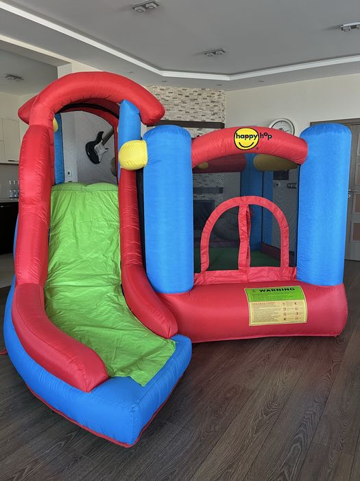 Детски надуваем батут с пързалка Happy hop/игрален център