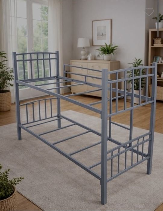 Двухяростная кровать в идеальном состоянии