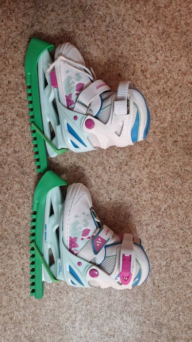 Коньки детские продам