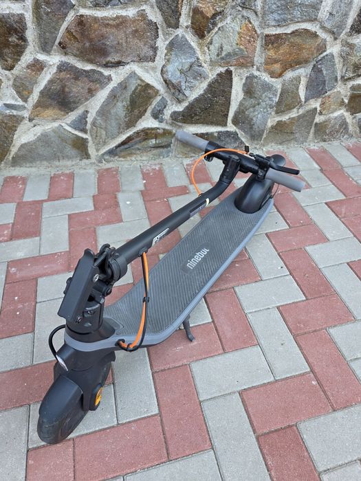 Trotineta Segway E2 Plus