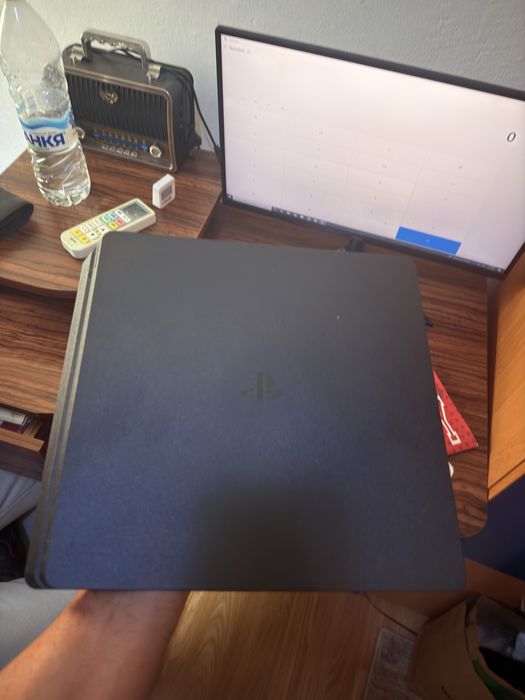 PlayStation 4 не много използван