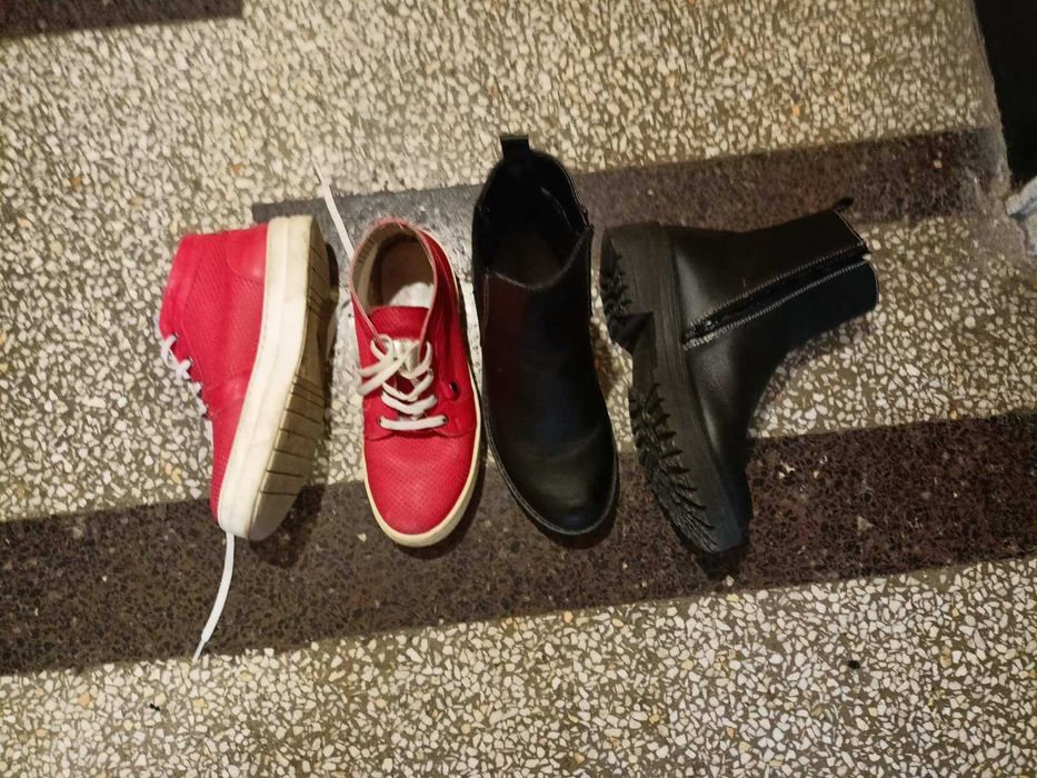 два чифта боти за 10 евро