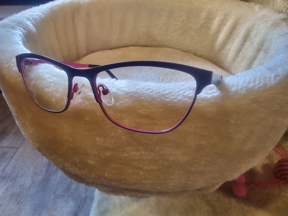 Диоптрични рамки за очила
