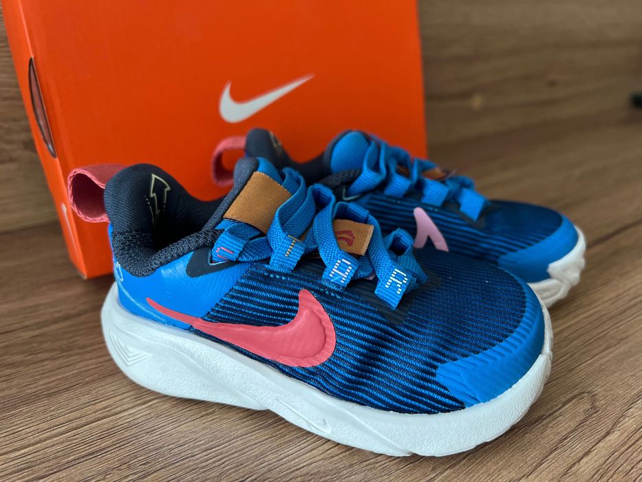 Детски маратонки Nike - размер 22
