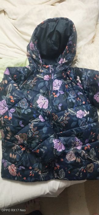 Продам весеннюю куртку
