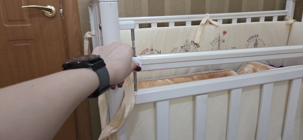 Детская кроватка