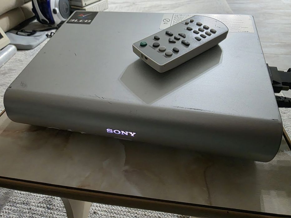 Проектор sony в отличном состоянии
