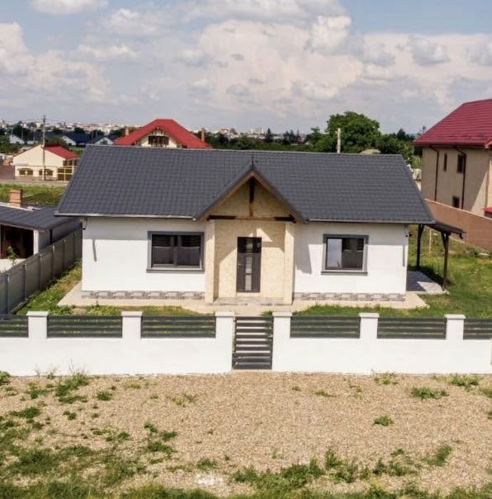 Casa construita 2024-2025 materiale premium in Horia Neamt