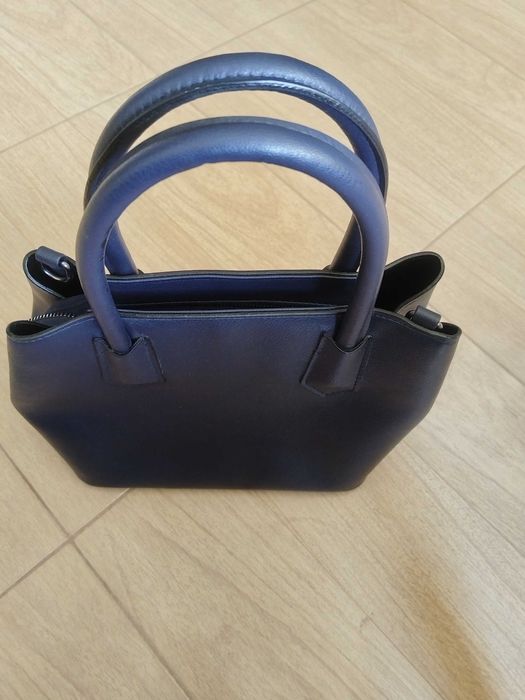 Дамска чанта среден размер