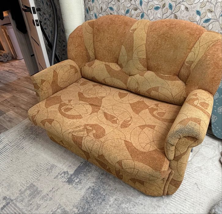 Продам диванчик и кровать