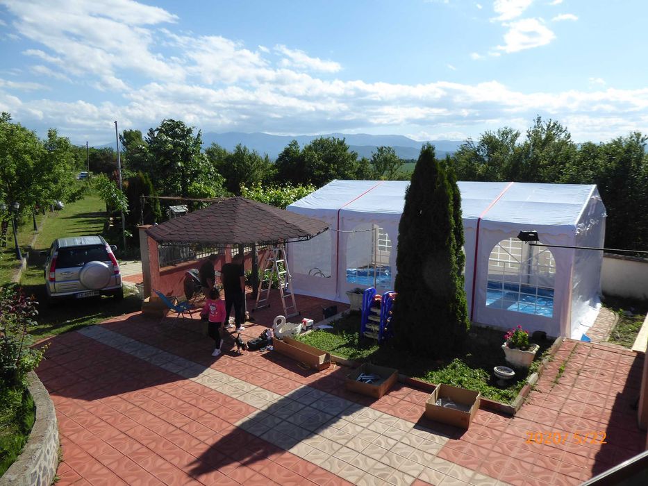 Градински шатри - здрава конструкция и 100% водоустойчиви