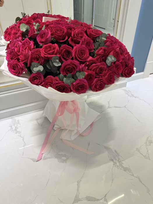 Букет огромных роз