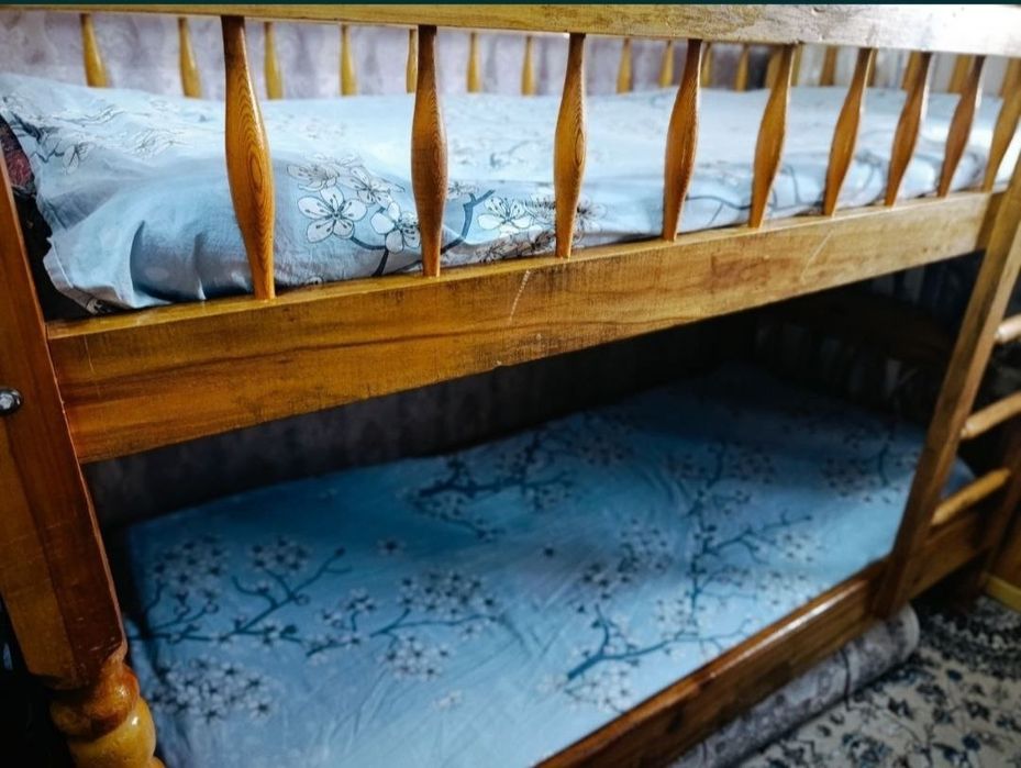 Продаем двухъярусгые  кровати