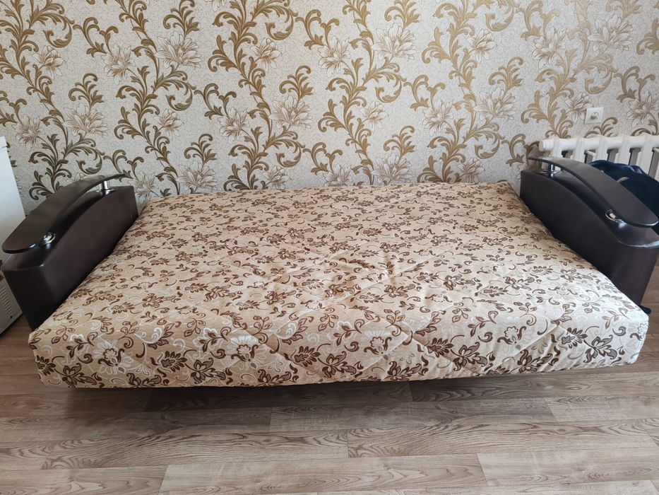 Продам диван в отличном состоянии!!!