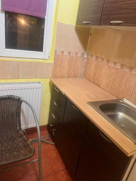 Proprietar închiriez garsoniera Calea Lipovei Piata Noua