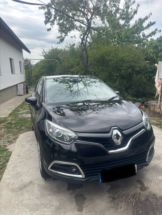 Dezmembrez Renault captur