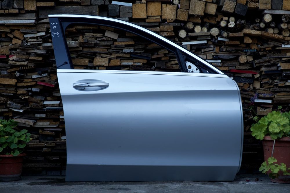 Ușa Mercedes C CLASS W205 2014-2021 GRI C775, dreapta fața