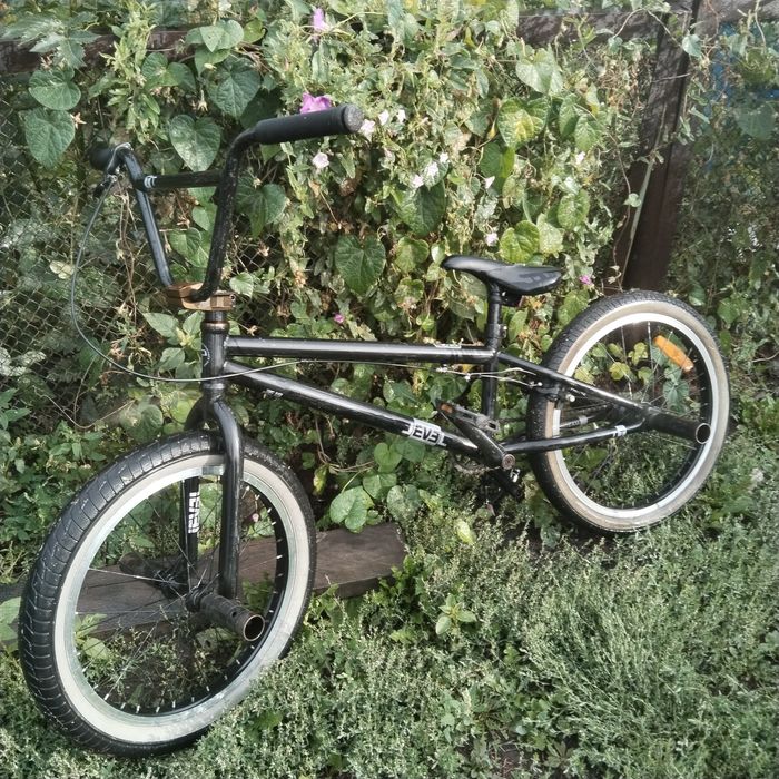 Популярный трюковой велосипед Bmx бэмэикс