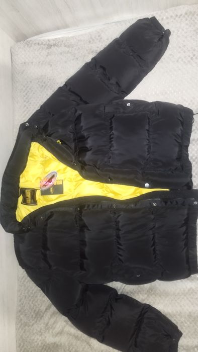 Продам куртку демисезонная