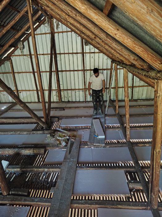 Meseriaș constructi