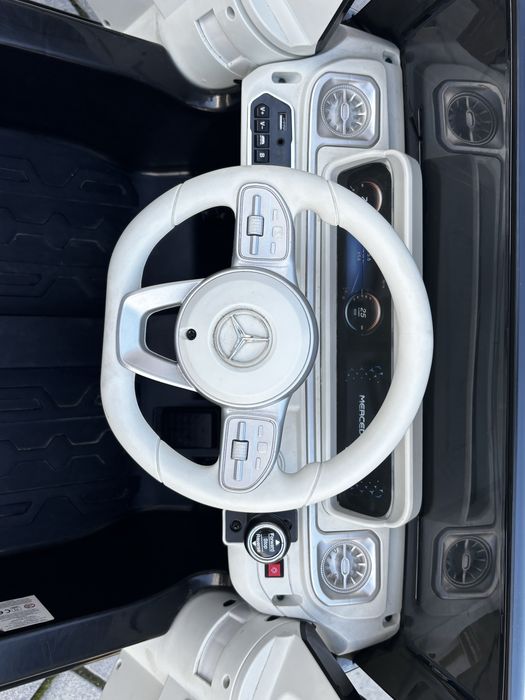 Masinuta electrica pentru copii Mercedes EQG Concept