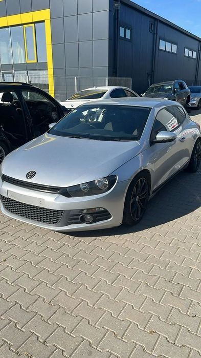 Dezmembram Volkswagen Scirocco 2.0 TDI DSG an fabr. 2010