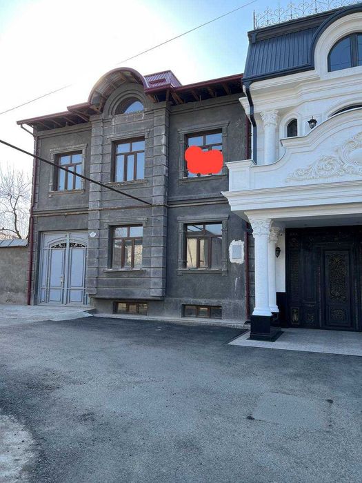 Жар-арик Фаровон махалла Площадь участка 3,2 соток Фасад  11*30 метров