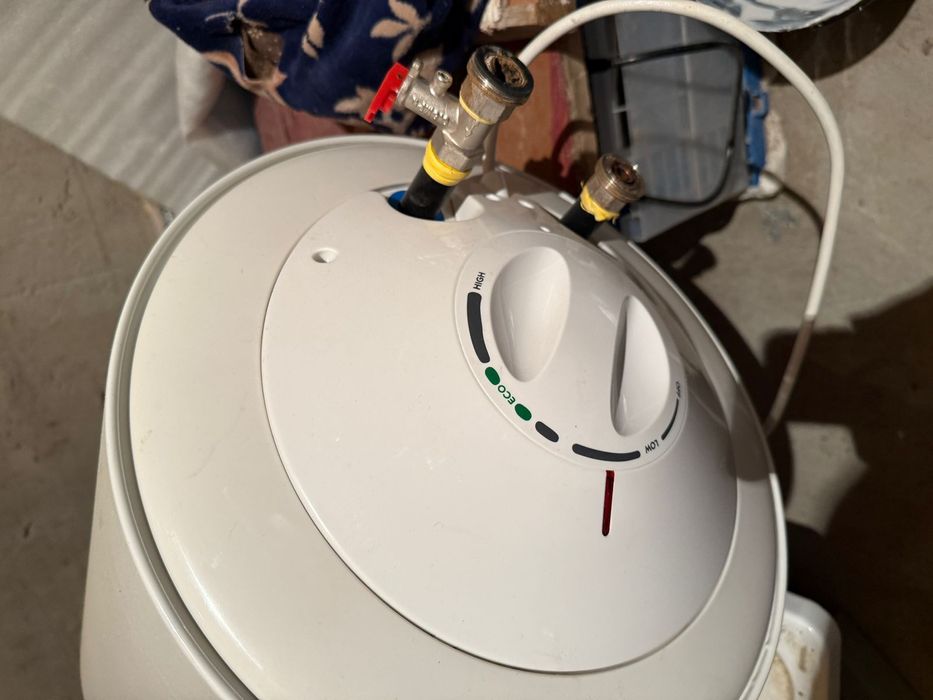 Аристон сатылады.35.000тг