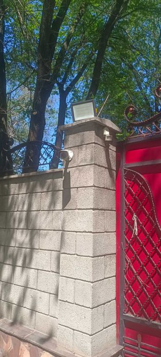 Продам дом, с большой территорией