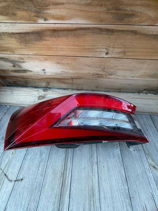 Оригинален стоп ляв Skoda Kodiaq Шкода кодиак