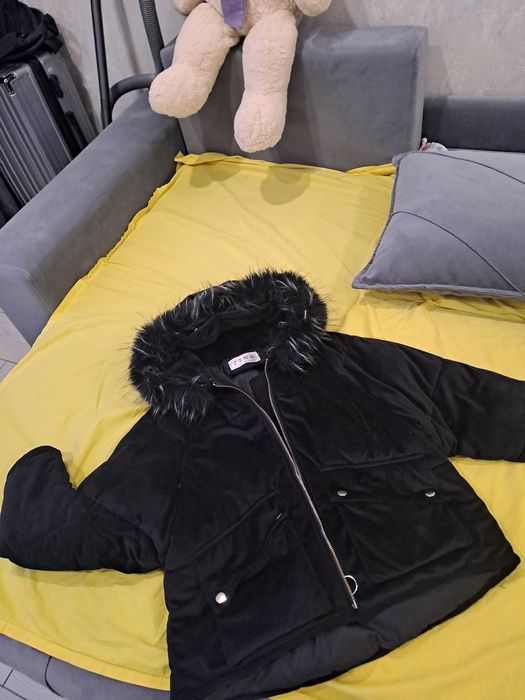 Продам куртки отличное состояние