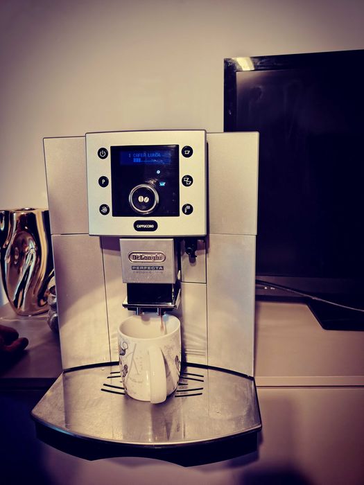 Espressor DeLonghi Perfecta Cappuccino