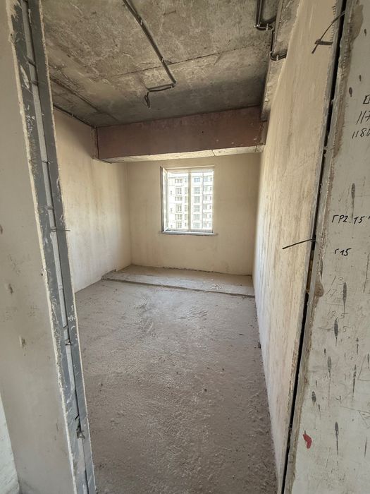 СРОЧНО Продается 2-х комнатная ЖК Bobur Residence