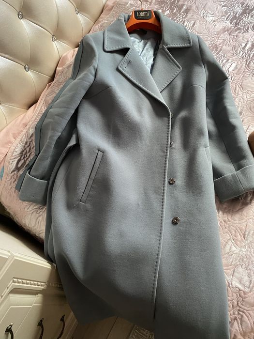 Пальто зимний голубой