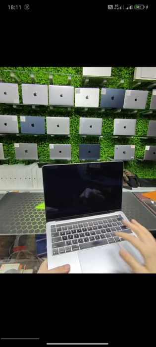 Macbook m1 pro holati yaxshi