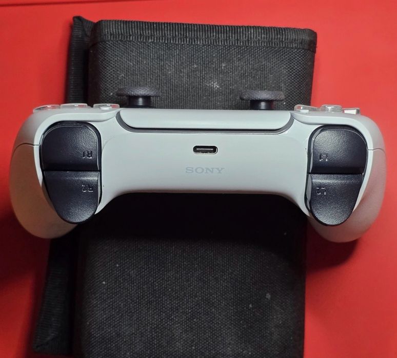 Джойстик Dualsense Sony PlayStation 5 като нов