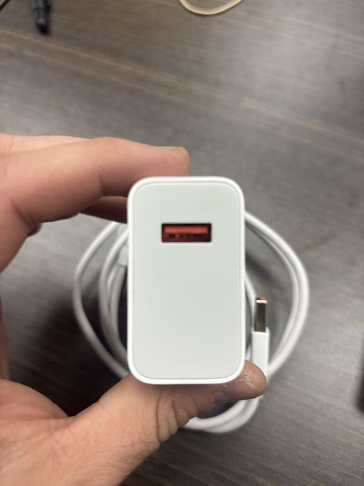 ***Зарядно : Xiaomi 90 W