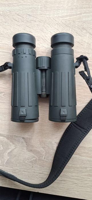 Binoclu steiner observer 10x42