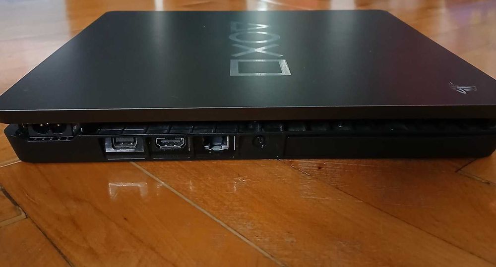 PlayStation 4 Slim 1000GB