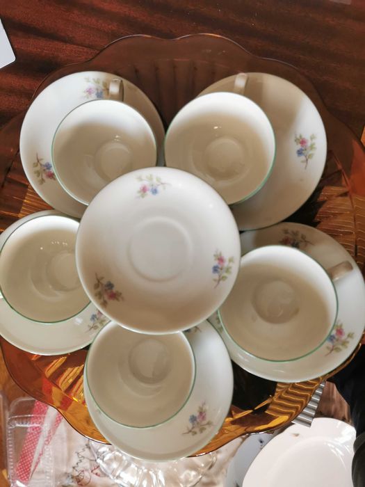 Порцеланови и керамичен сервизи