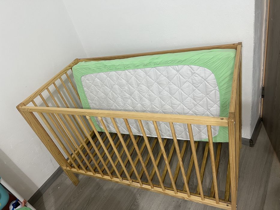 Patut de lemn + accesorii