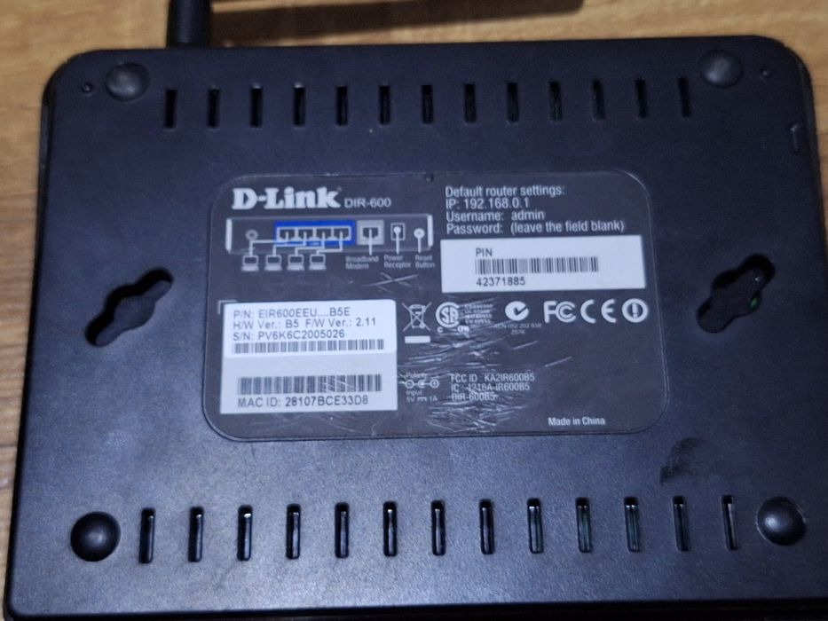 Router D-Link DIR-600