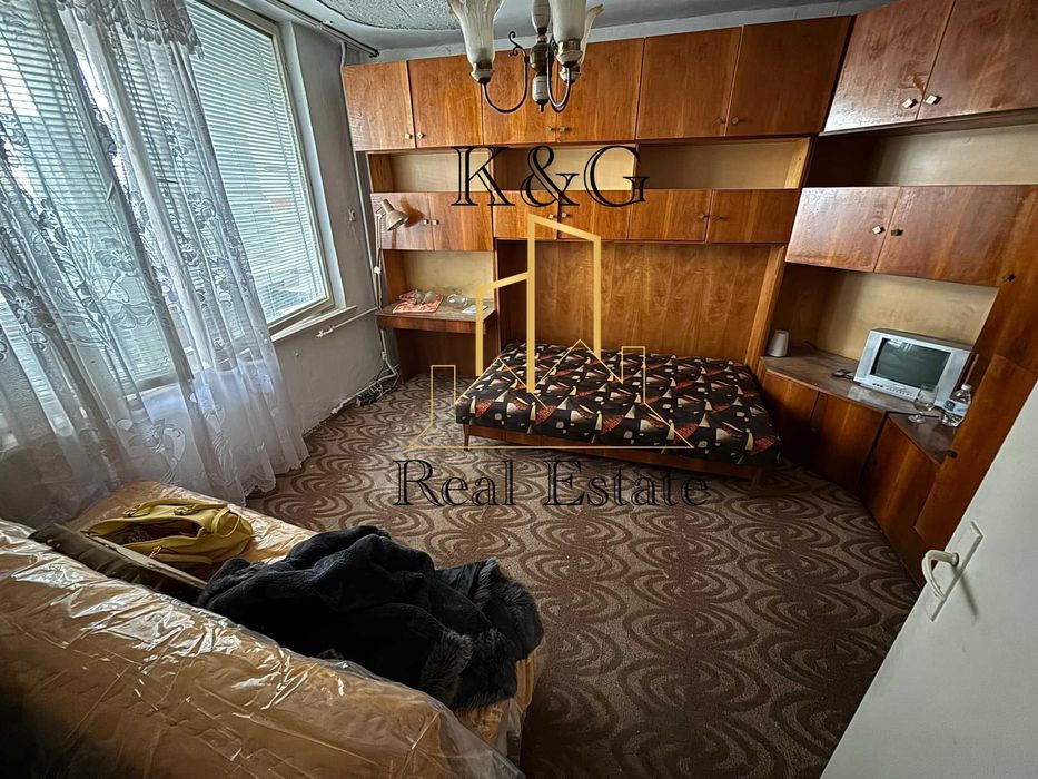 Продава се Двустаен апартамент в Разград, Орел - 63 кв.м за 1134 €/кв.м - Снимка #1