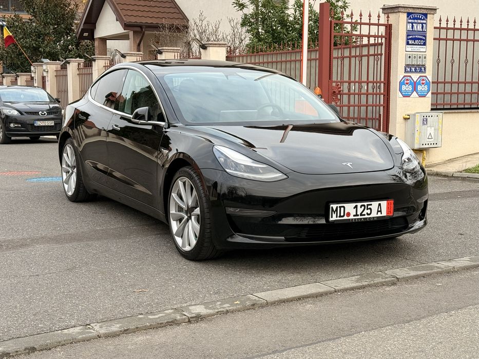 Model 3 Long Range - FSD platit 7500 euro
