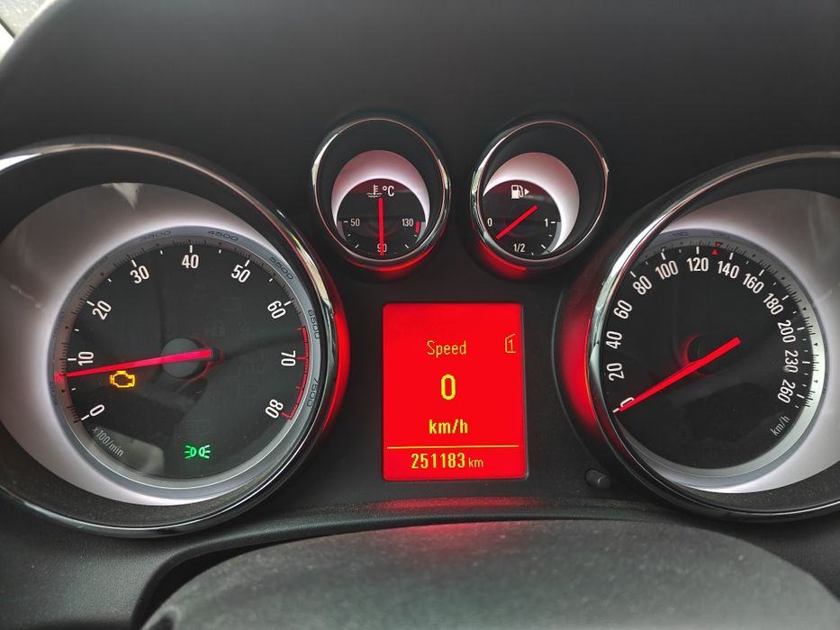 Opel Astra J 1.6Turbo