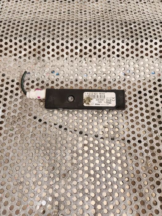 Modul Amplificator Antena Mercedes C/E Class W204 W212 Cod A
