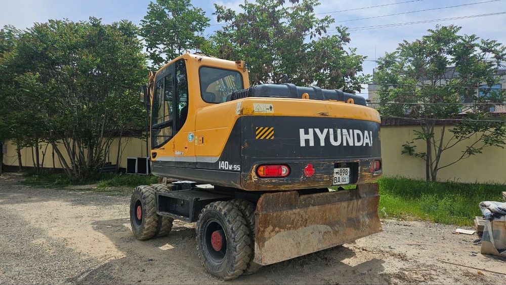 Экскаватор Hyundai