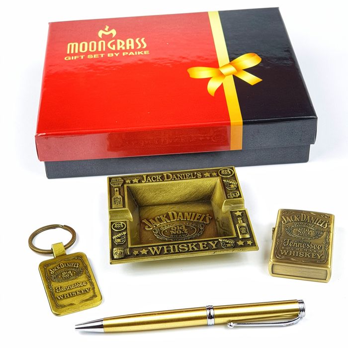 мъжки подаръчен комплект Jack Daniels 4в1 от метал с релефни букви